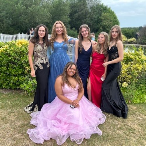 Y11Prom19